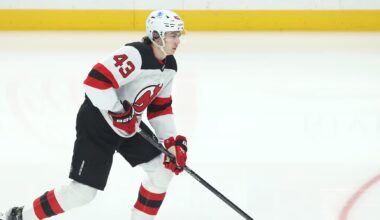 Evgeni Malkin scores in return as Penguins top Devils