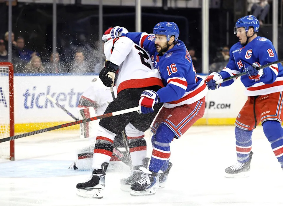 Vincent Trocheck battles with Artem Zub during the first period of the Rangers’ loss to the Senators. JASON SZENES/ NY POST