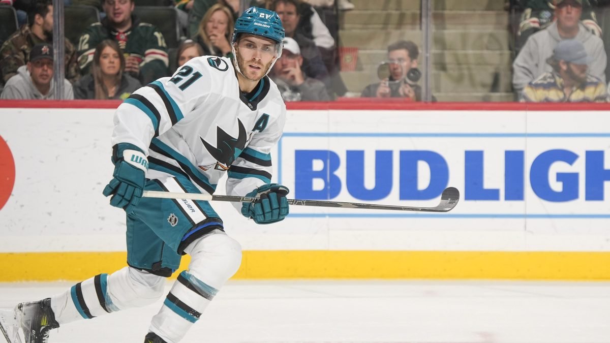 Alex Wennberg signs three-year Sharks contract extension – NBC Sports Bay Area & California