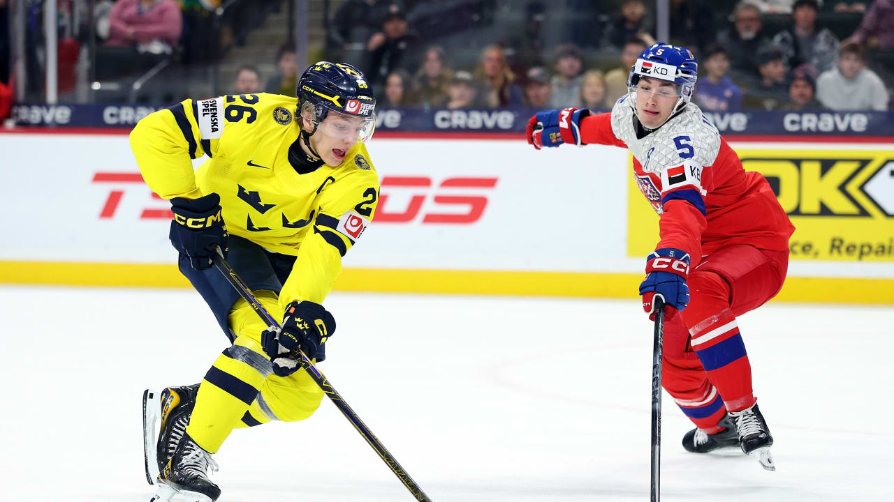 Flyers prospect Jack Berglund wins gold at World Junior Championship