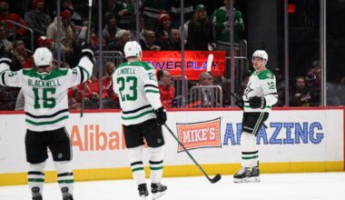 Stars snap six-game skid with 4-1 win over Capitals