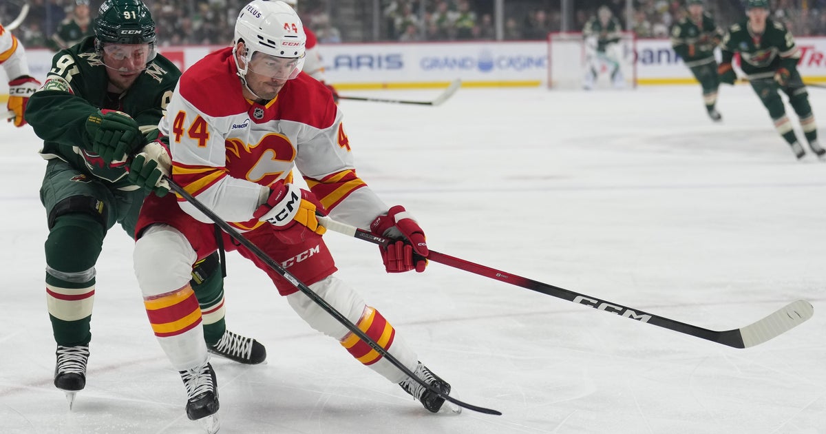 Gustavsson makes 29 saves as the Wild race to an early lead and beat the Flames 4-1