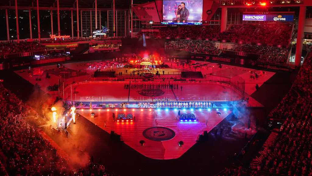 Rangers beat Panthers 5-1 in Winter Classic