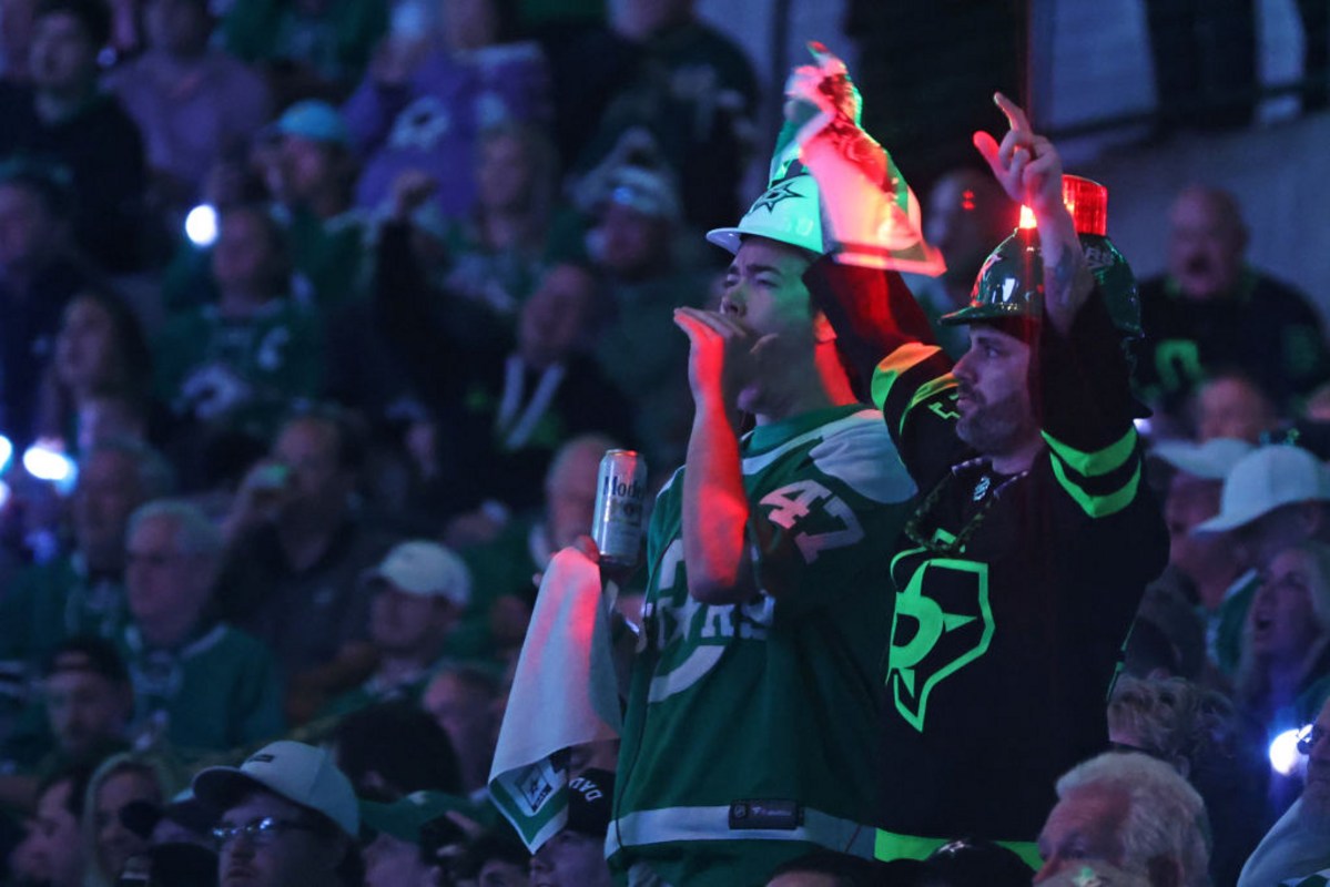 How The Dallas Stars Celebrate New Year's Eve In Style