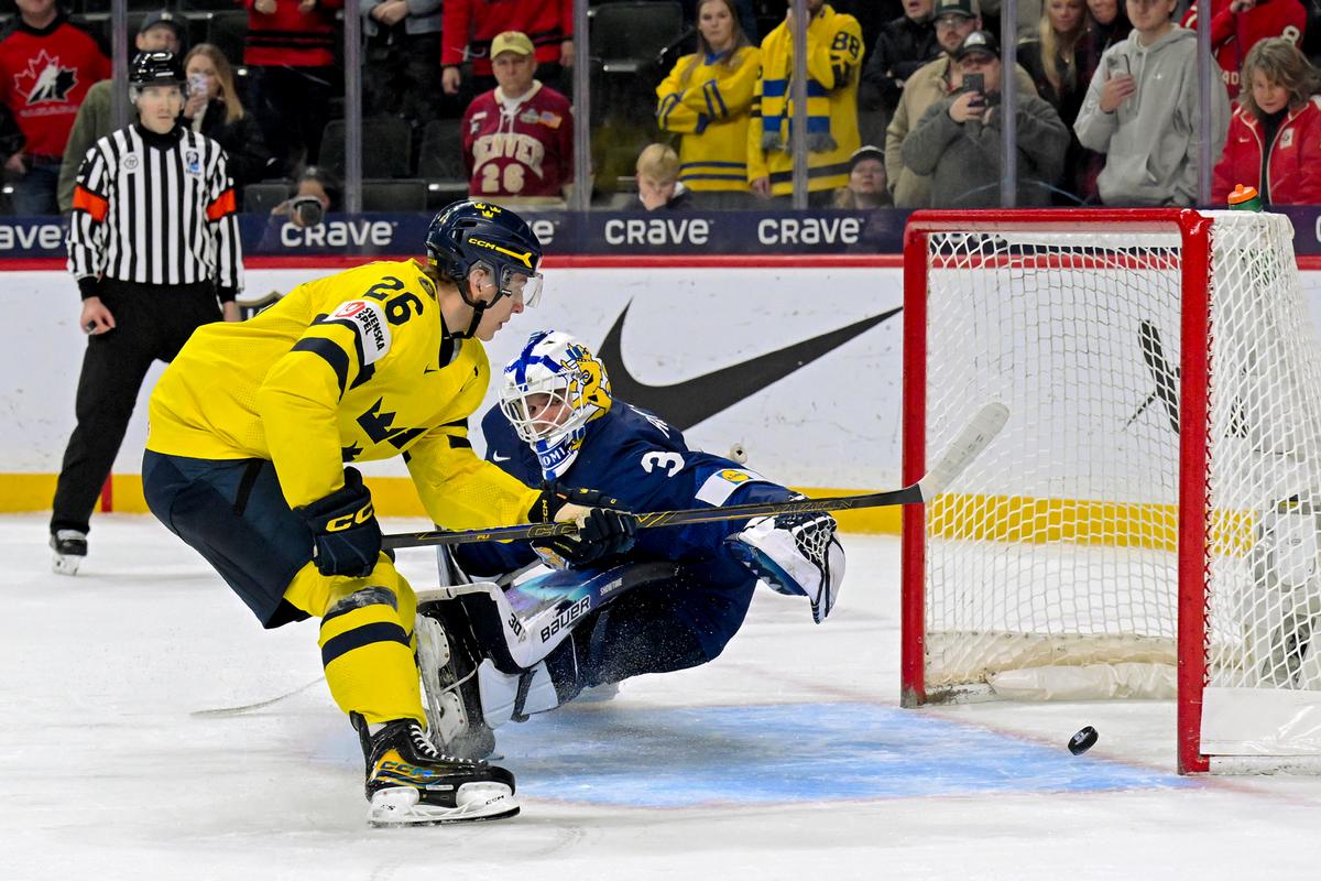 Berglund, Sweden Advance to Gold Medal Game