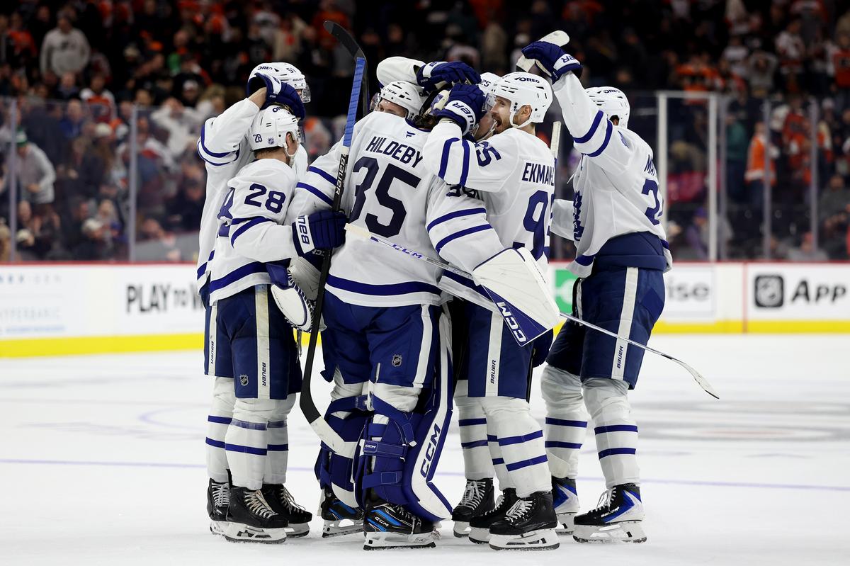 Cowan, Leafs Rally Back to Down Flyers in OT
