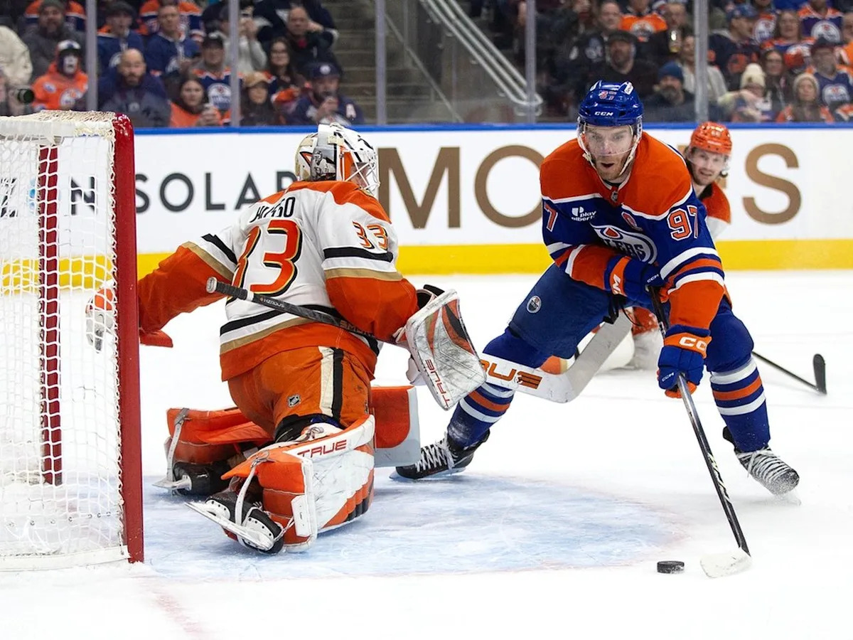 Will the 10th time be the charm for the 'streaking' Edmonton Oilers?
