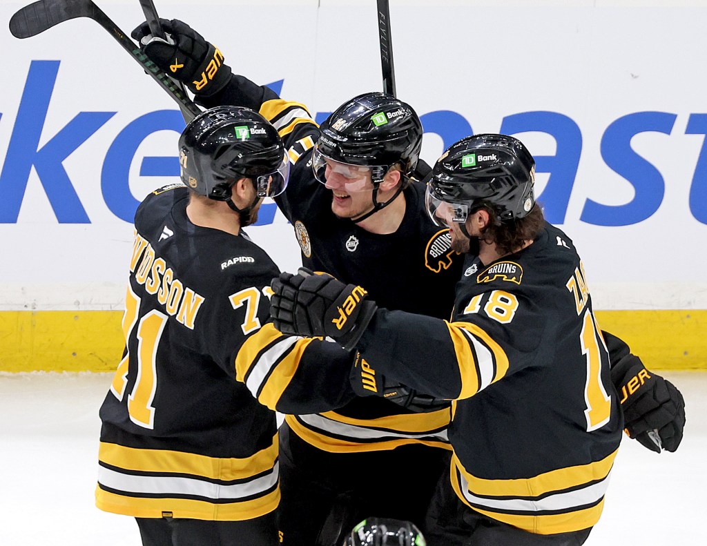 On big night, Bruins play their part