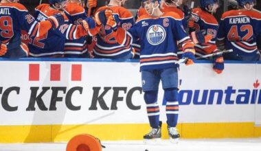 Connor McDavid has hat trick as Oilers beat Predators 6-2
