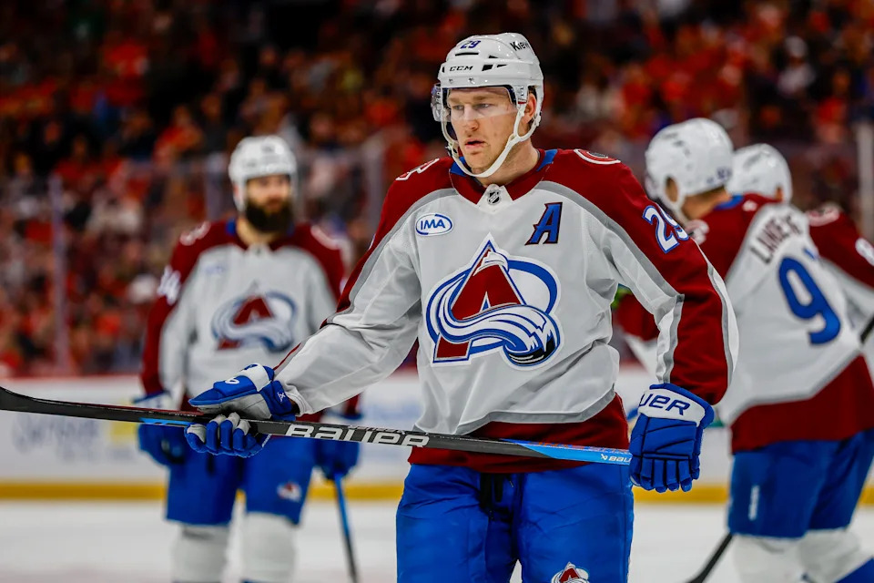 Nathan MacKinnon and the Avalanche have been dominant. Just not on the power play. (Chris Arjoon/Icon Sportswire via Getty Images)