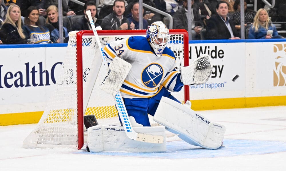 Flyers Trade Talk: Time to Look for a Backup Goalie?