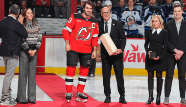 MacLean inducted into Devils Ring of Honor 