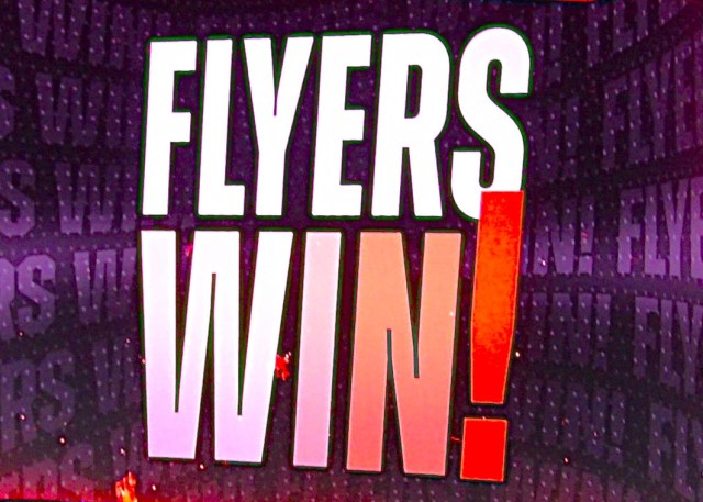 Flyers win big in Vegas