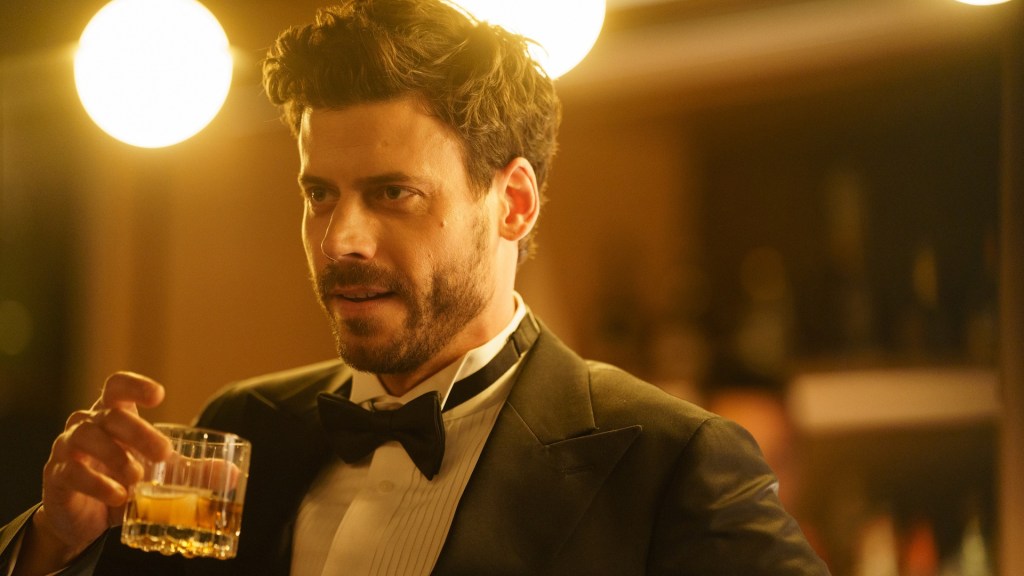 'Heated Rivalry's François Arnaud Wants To See NHL Support LGBTQ Players