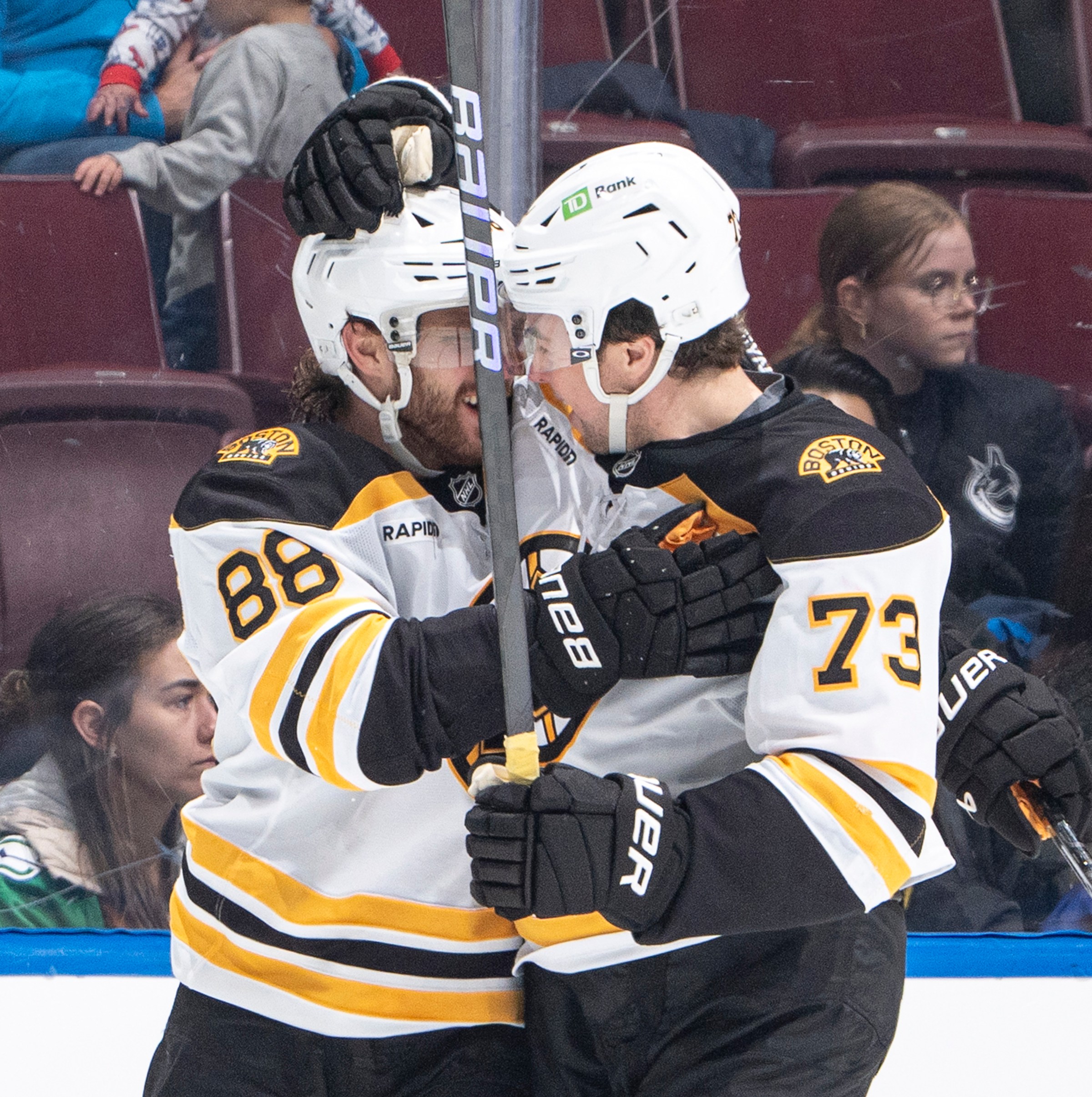 Preview: Bruins host streaking Canucks