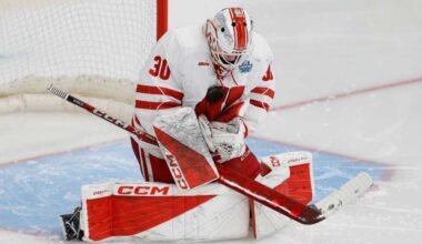 US women's ice hockey goalie Ava McNaughton