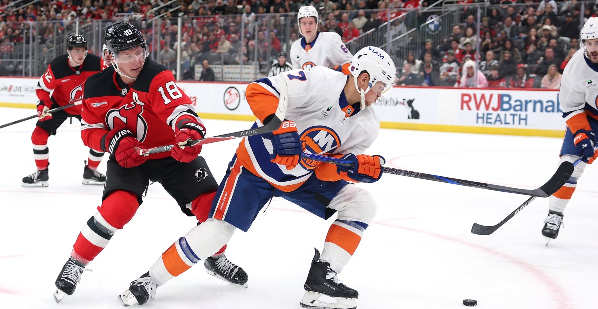 Trade: Islanders send Tsyplakov to Devils for Palat, picks