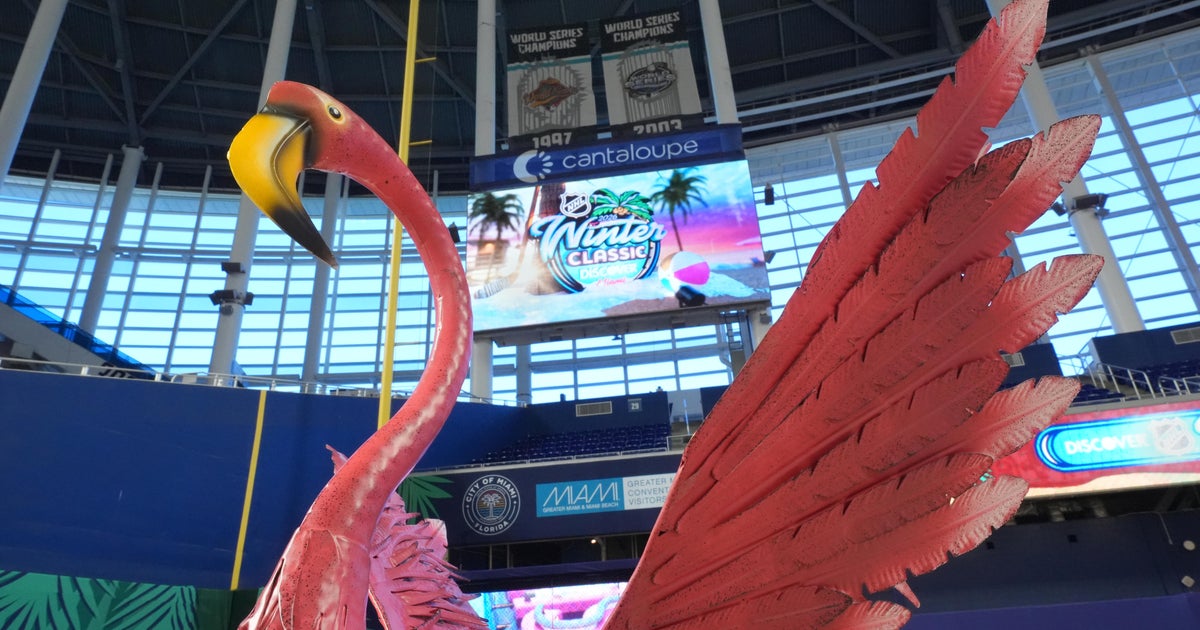 Florida Panthers host New York Rangers on Friday in first-ever outdoor hockey game for the Sunshine State