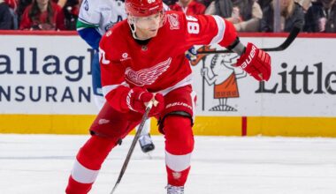 Patrick Kane scores twice to reach 500 goals in Detroit Red Wings' 5-1 win over Vancouver Canucks