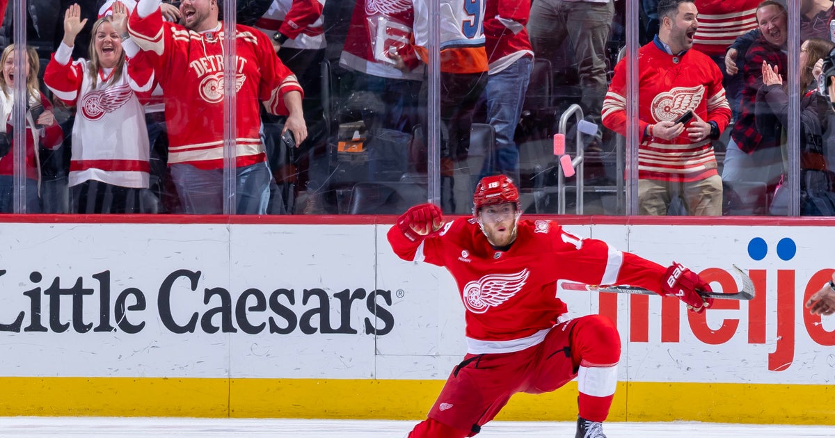 Andrew Copp scores in overtime, lifts Red Wings to 4-3 win over Hurricanes