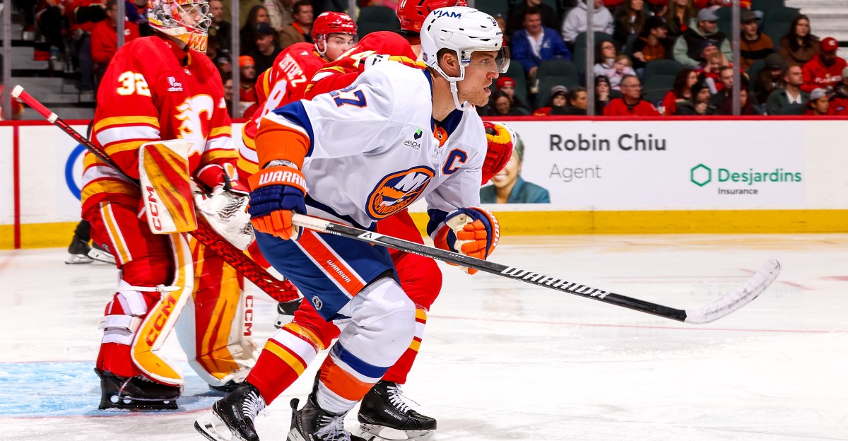 Flames 4, Islanders 2: The yin and the yang in Alberta