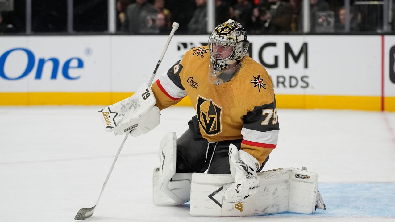 Golden Knights goalie Carter Hart injured against Blue Jackets