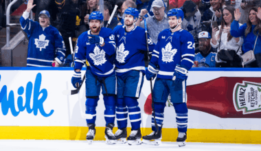 Woll, Nylander help Maple Leafs shut out Canucks, run point streak to 9