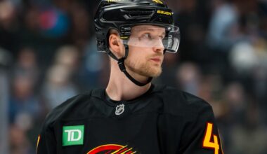 RUMORS: Bruins have checked in on Elias Pettersson. Should they be in on him?