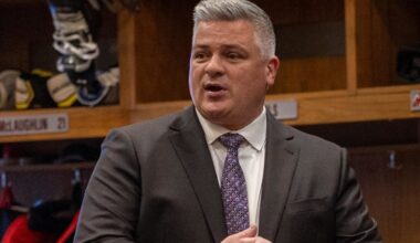 Keefe speaks to team after Utah win | BTS