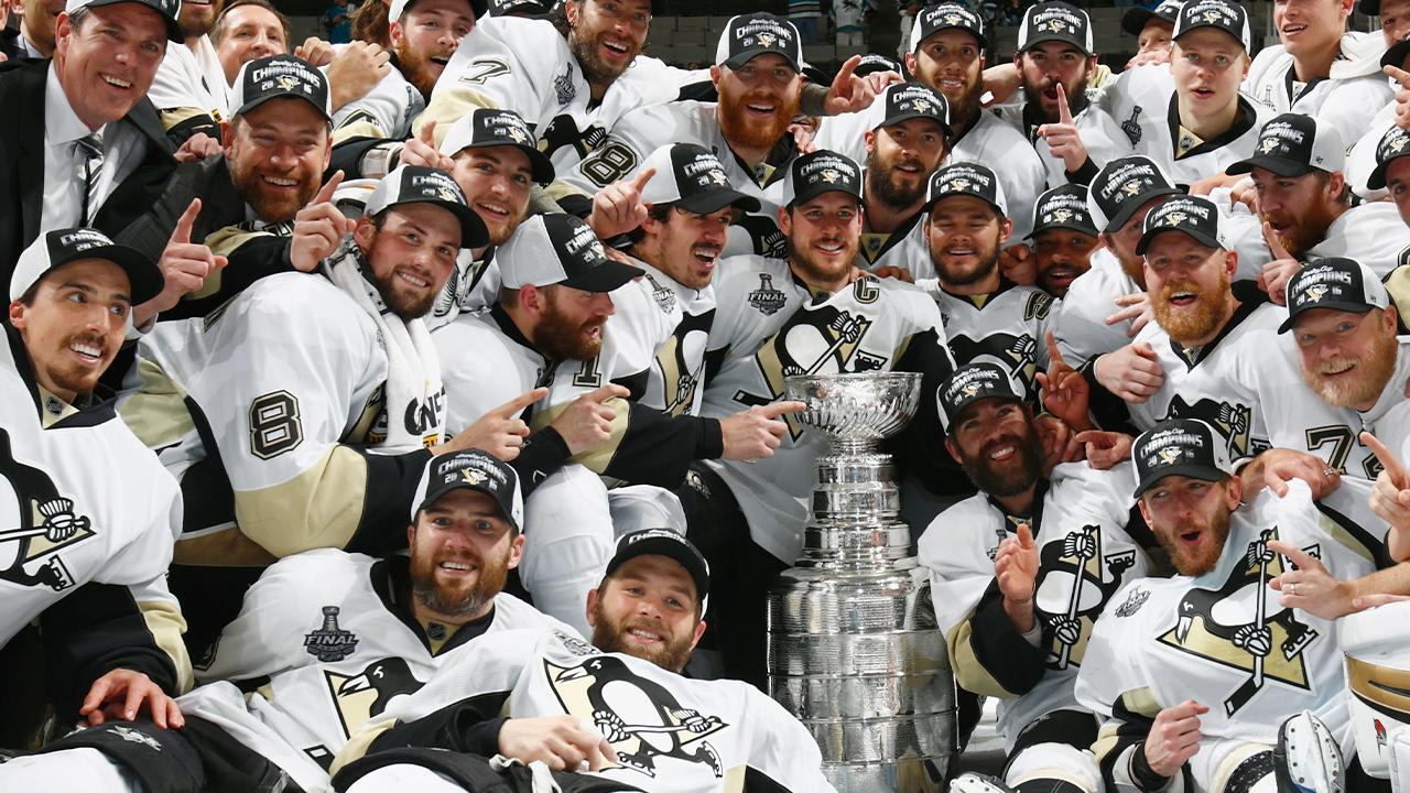 Crosby gets emotional as Penguins honor 2016 Stanley Cup champions