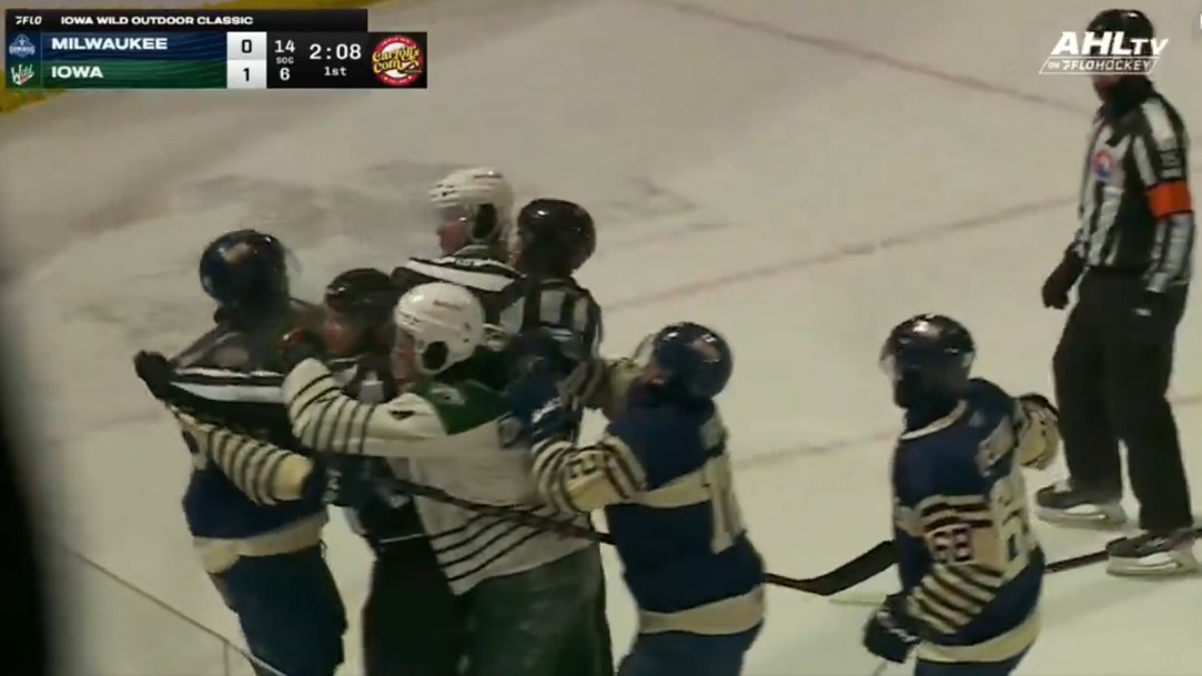 Minnesota Hockey Fight AHL Admirals Wild Milwaukee Iowa Cold Sub-Freezing Temperature