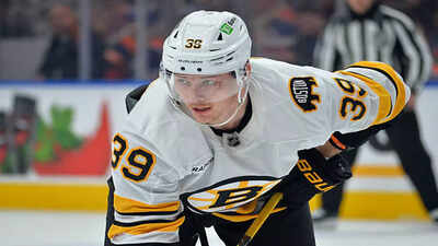 Morgan Geekie returns to Bruins lineup against Red Wings after son’s arrival, opens up on being good to be back