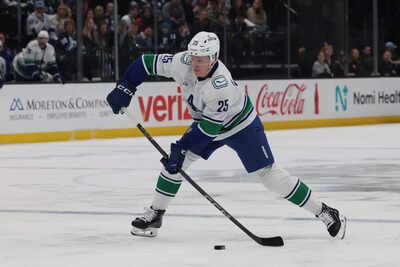 NHL Trade Rumors: Vancouver Canucks’ Elias Pettersson, Calgary Flames’ Nazem Kadri back in trade discussions