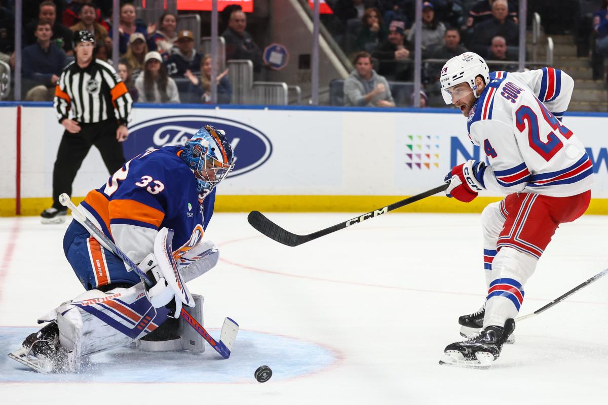 What rare Rangers trade with Islanders reveals about retool
