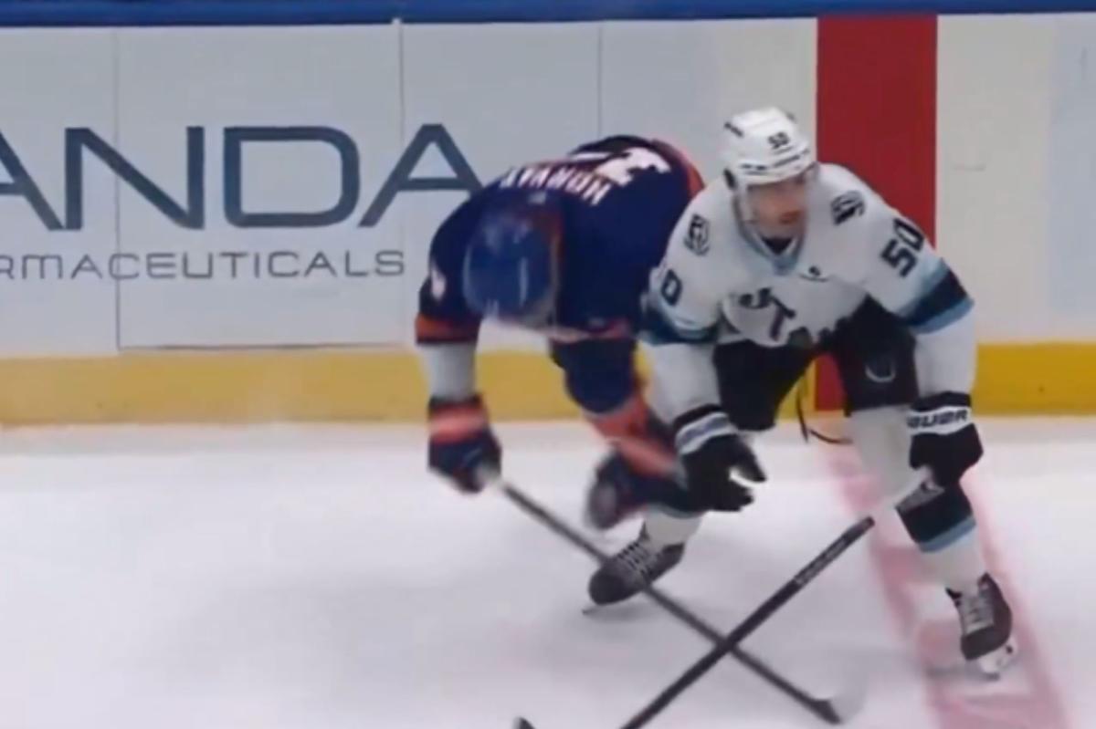 Bo Horvat suffers apparent injury in Islanders worry