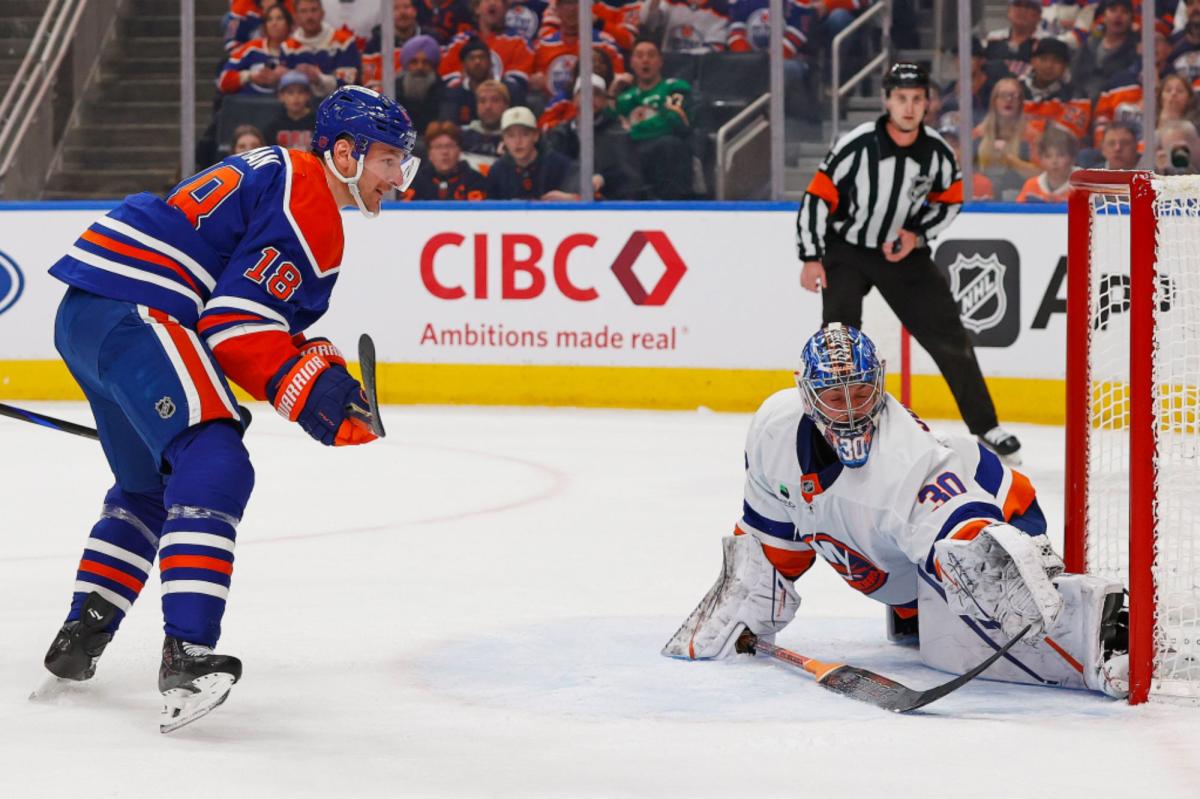 Ilya Sorokin's prowess powers Islanders to strong road win over Oilers