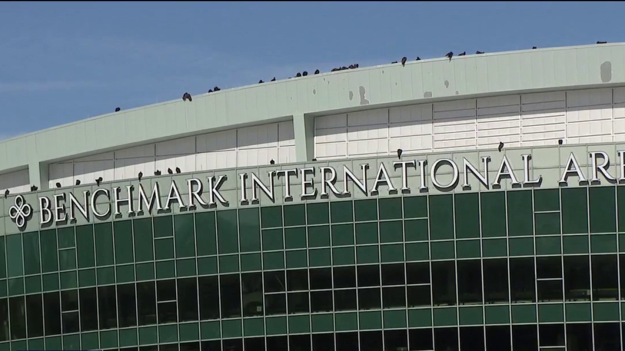 Hillsborough approves Lightning lease extension