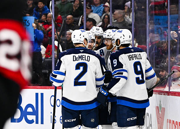 Jets vs. Blackhawks Prediction & Picks - Jan. 19