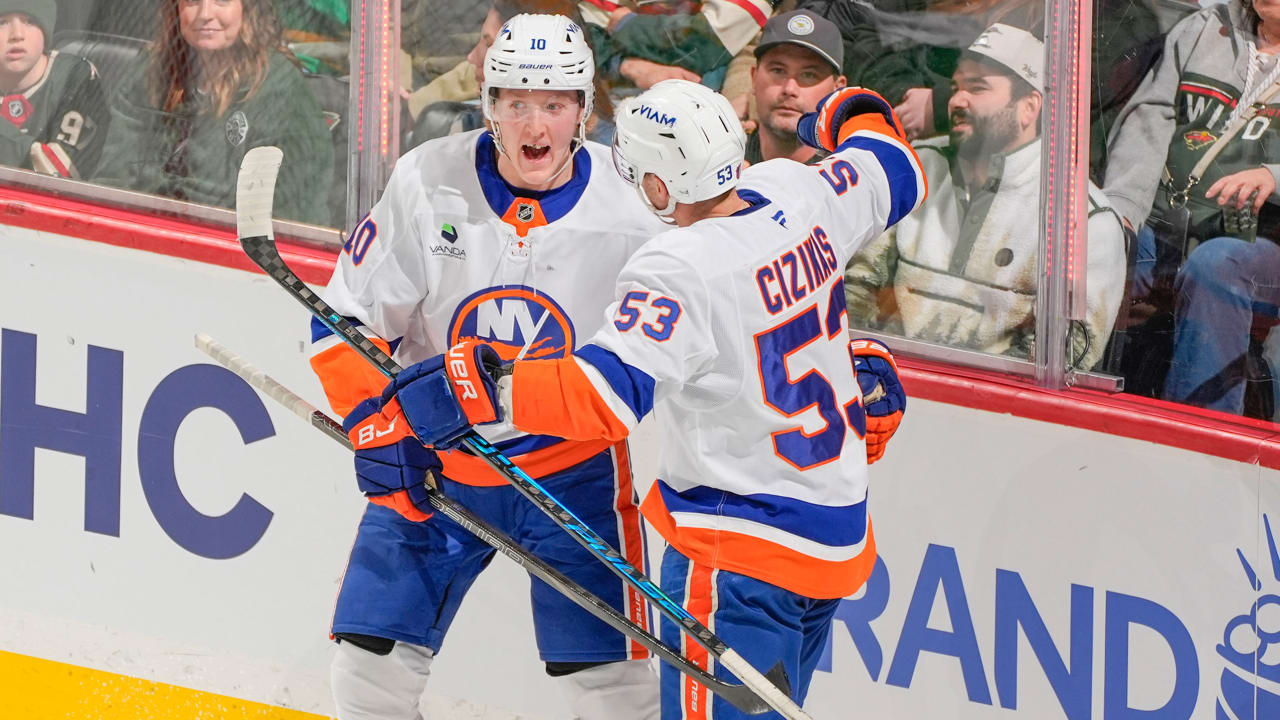 Holmstrom propels Islanders to OT win against Wild