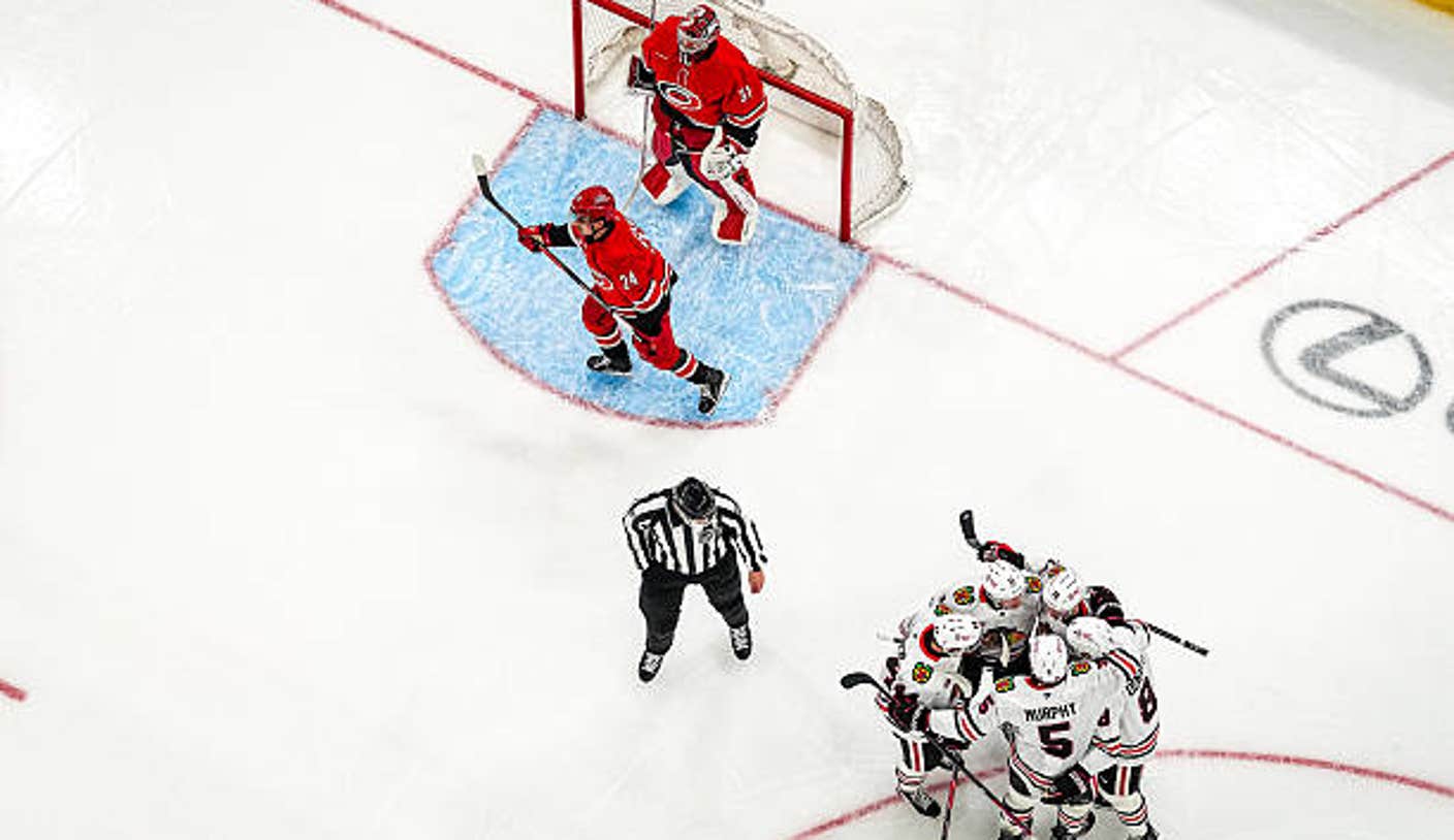 Lightning vs. Blackhawks Prediction, Odds, Picks - Jan. 23