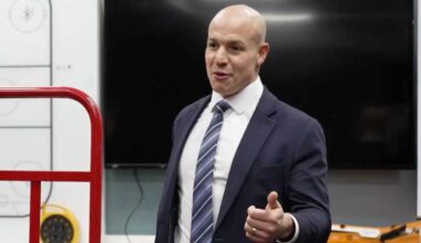 Spencer Carbery praises Nic Dowd and ‘zero legs’ Charlie Lindgren, gives Capitals the day off after 4-3 shootout win over Detroit