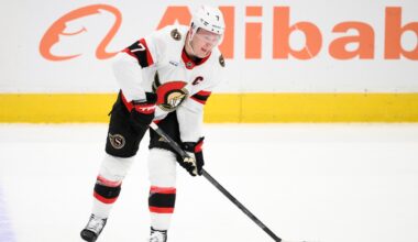 Senators players push back on online rumours, support Ullmark