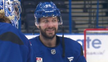 Bolts reach season midpoint near the top of standings