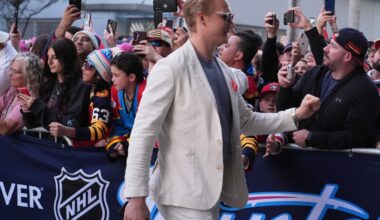 Panthers, Rangers bring 'Miami Vice' flair to Winter Classic