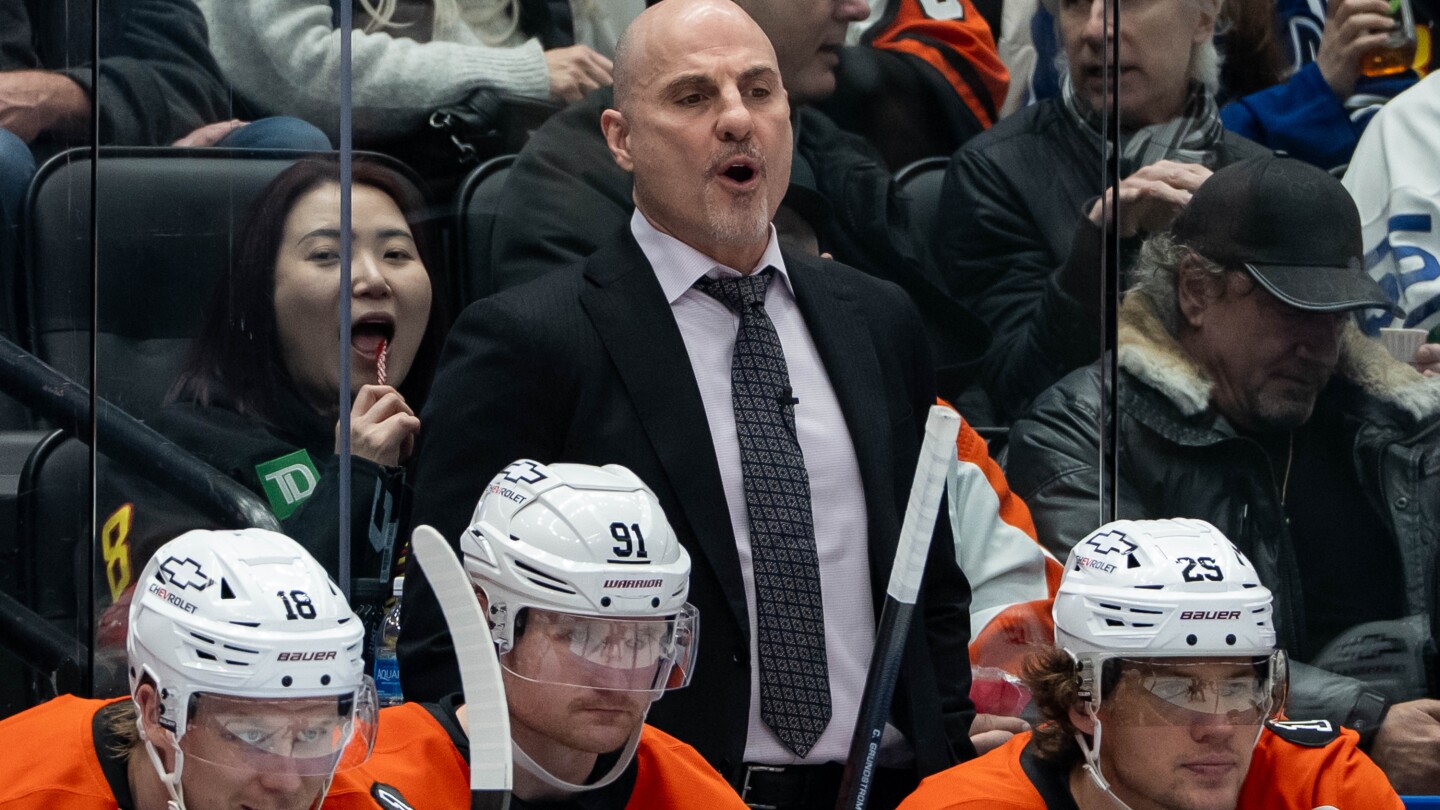 Tocchet coaches Flyers to 6-3 win over Canucks in return to Vancouver
