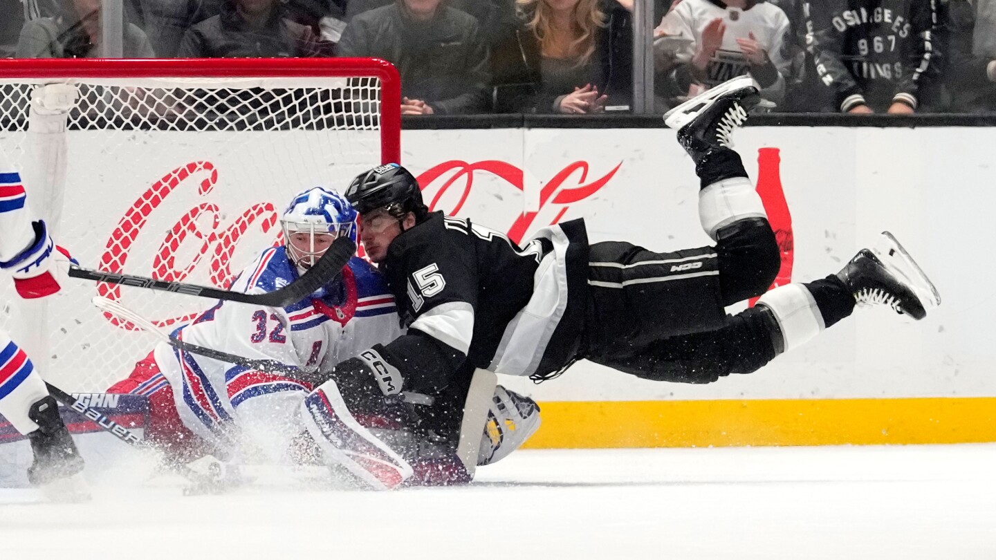 Anton Forsberg excels after replacing injured Darcy Kuemper in LA Kings' 4-3 win over Rangers