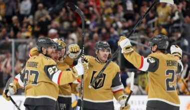 Golden Knights rout Predators 7-2 for their 7th straight victory
