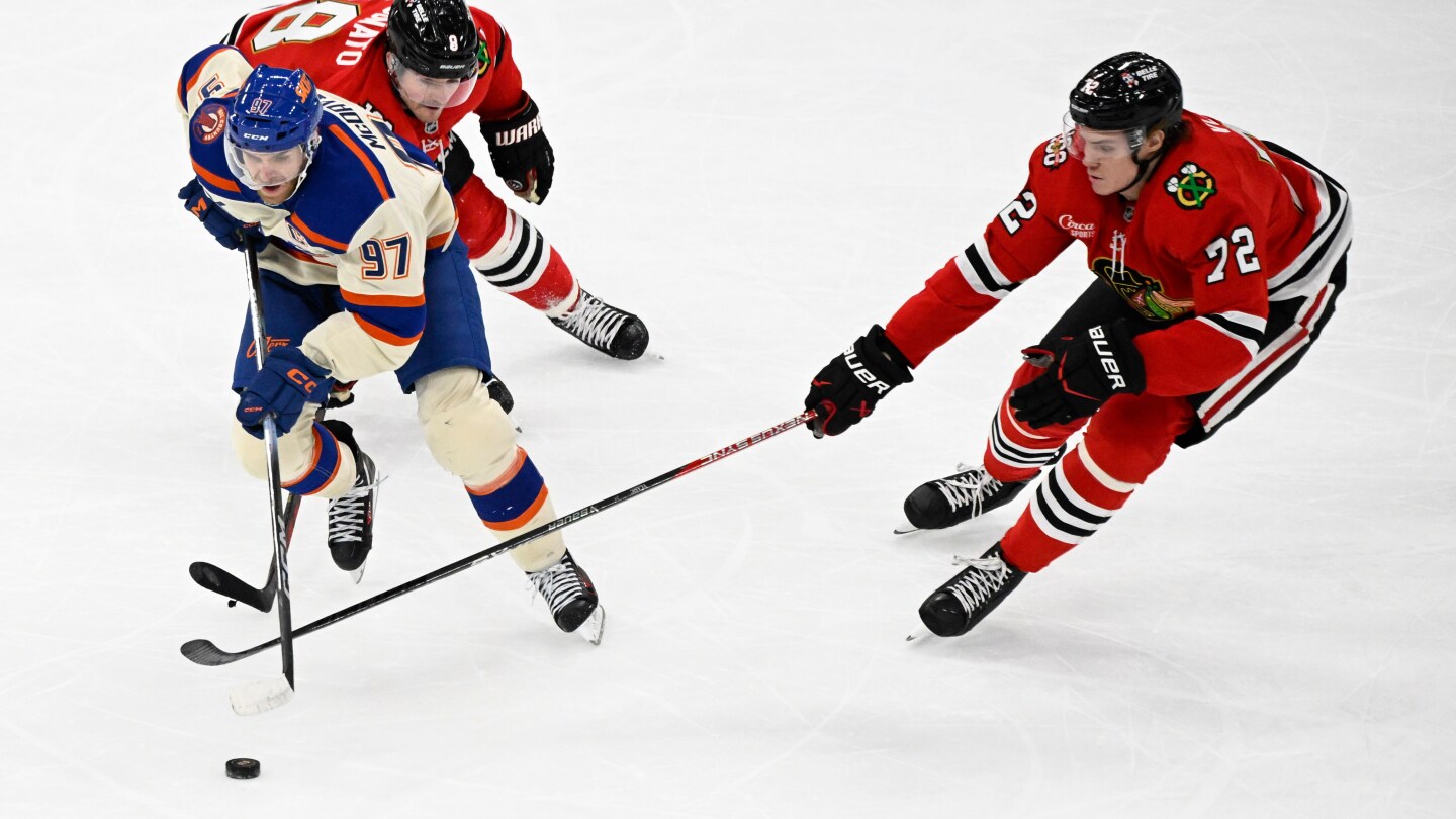 McDavid, Bouchard help Oilers beat Blackhawks 4-1