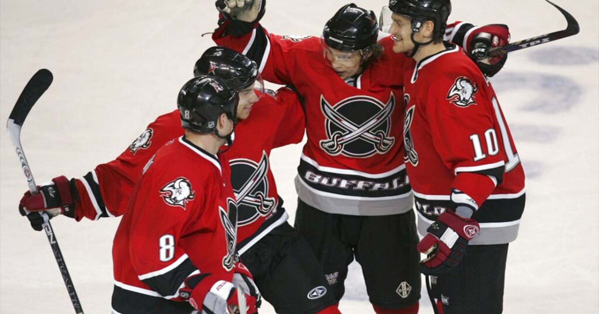 2005-2006 Buffalo Sabres spark a big night at the KeyBank Center