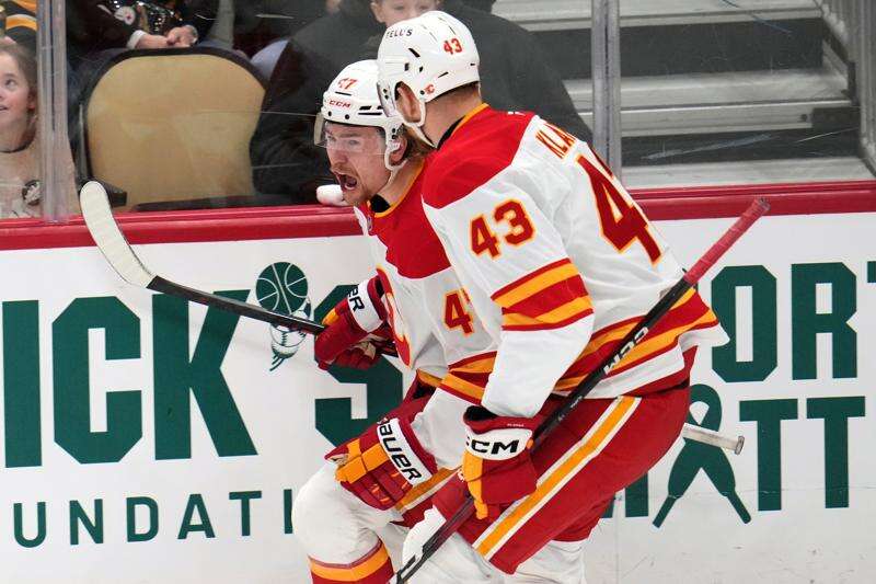 Matt Coronato’s 3rd-period goal lifts Flames over Penguins 2-1 – Butler Eagle